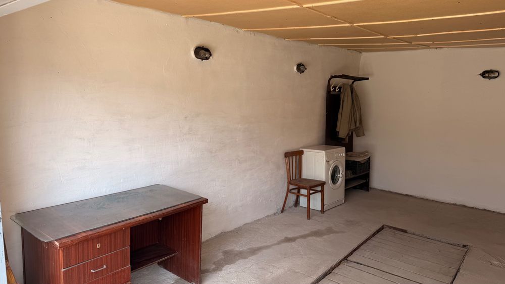 Гараж, кооператив “Східний», вул. Лесі Українки