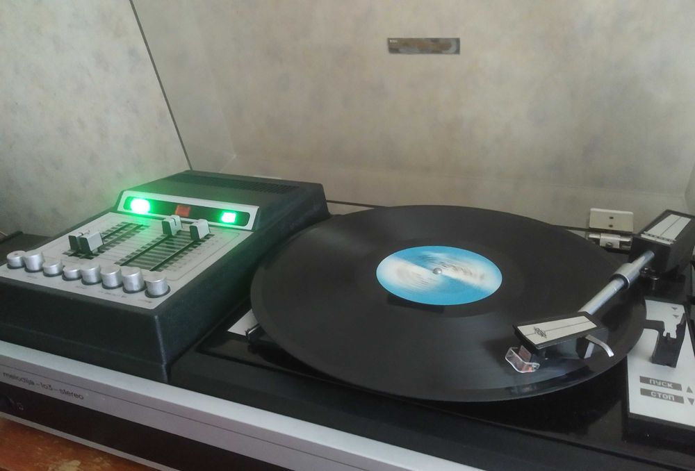 Мелодия 103 М-стерео