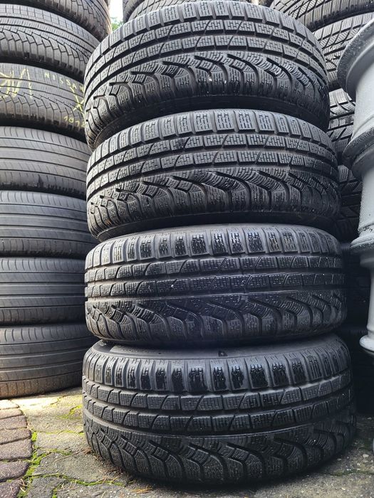 Komplet opon Pirelli SottoZero Winter 210 Serie II 205/50r17 93H XL