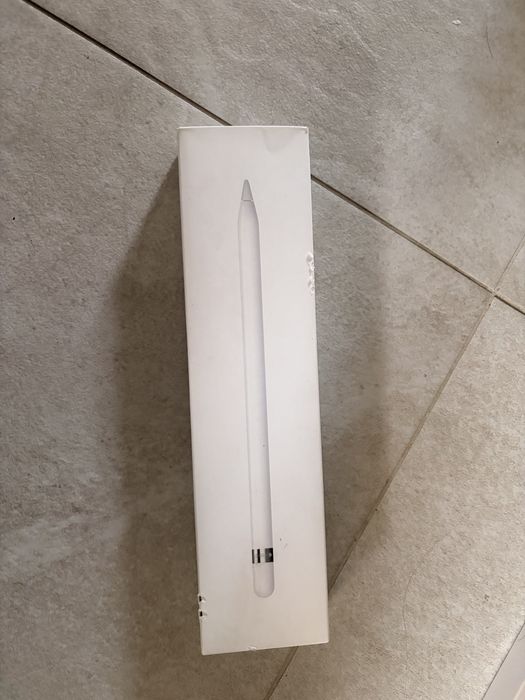 Apple pencil bialy