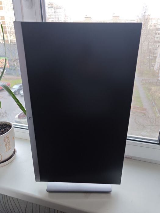 Безрамковий Монітор 23" HP FullHD IPS В гарному стані