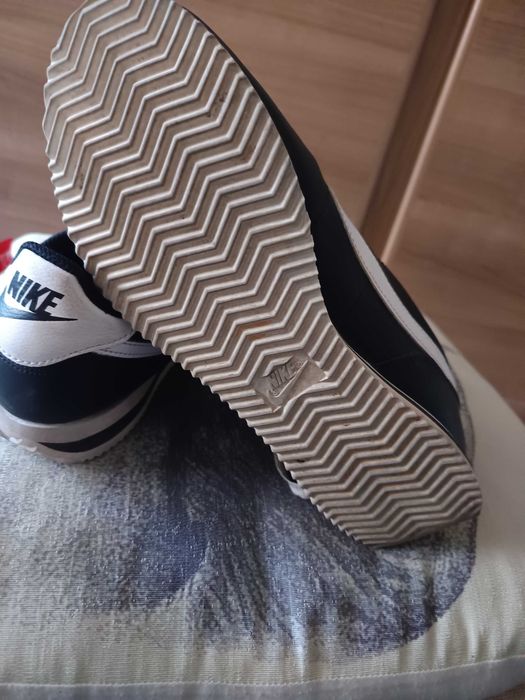 Tênis Nike cortez