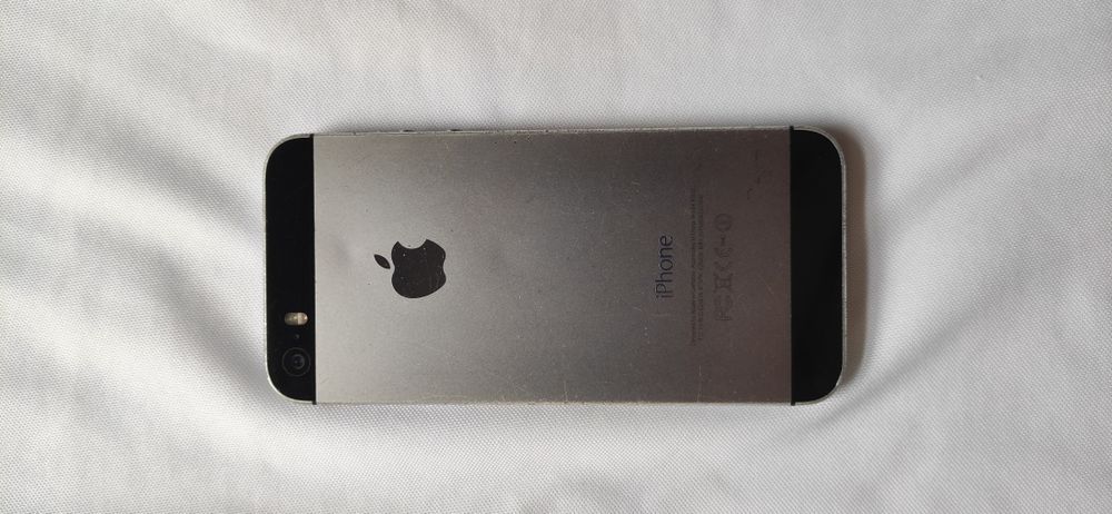 iPhone 3gs 8gb та 5s 16gb Neverlock