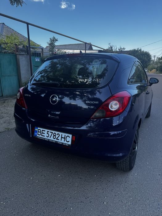 Продам Opel Corsa 2009 год 1л Бензин Механика-5ст