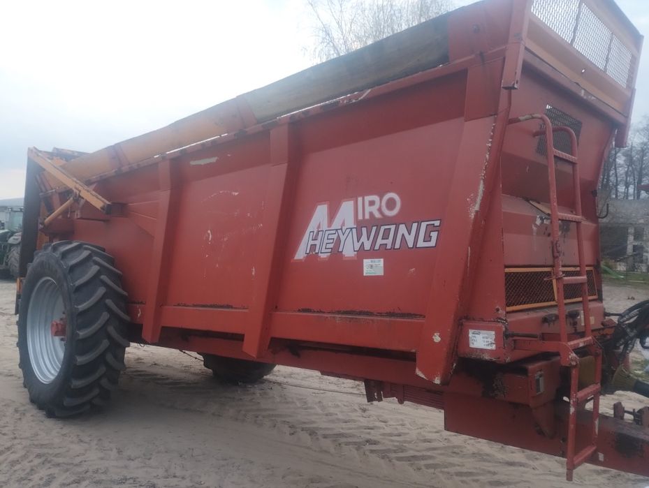 Rozrzutnik obornika wapna Miro Heywang jeantil