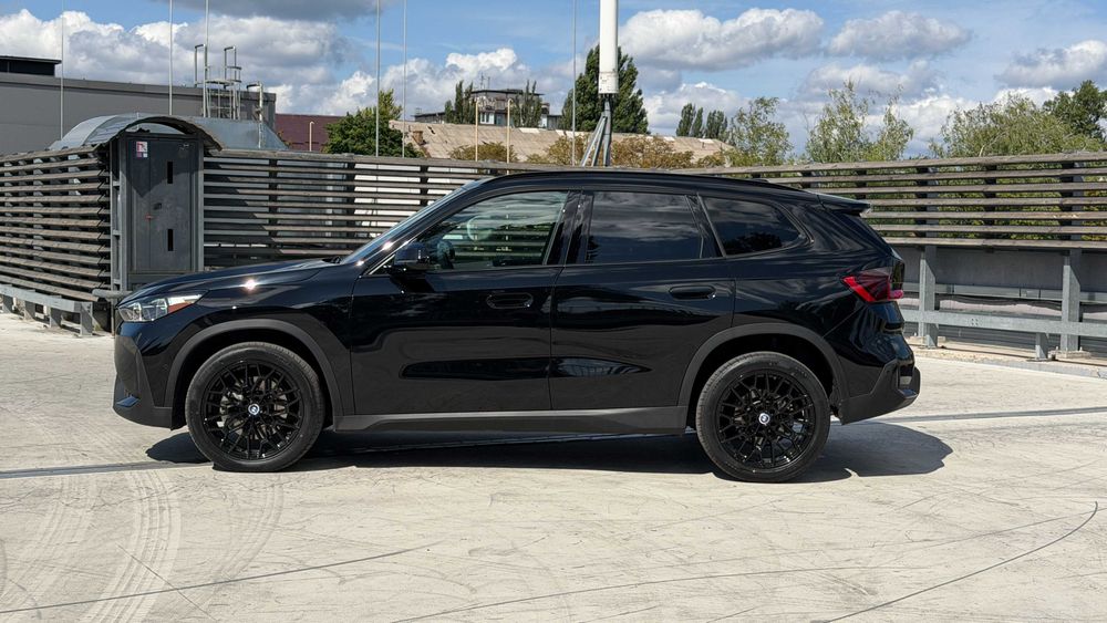 2023 BMW X1 x drive 28I