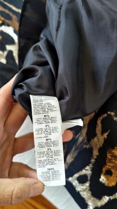 Sukienka Mohito ze zwierzęcym wzorem