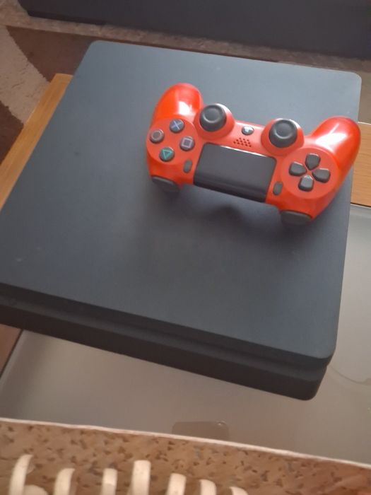 Playstation  4 + comando