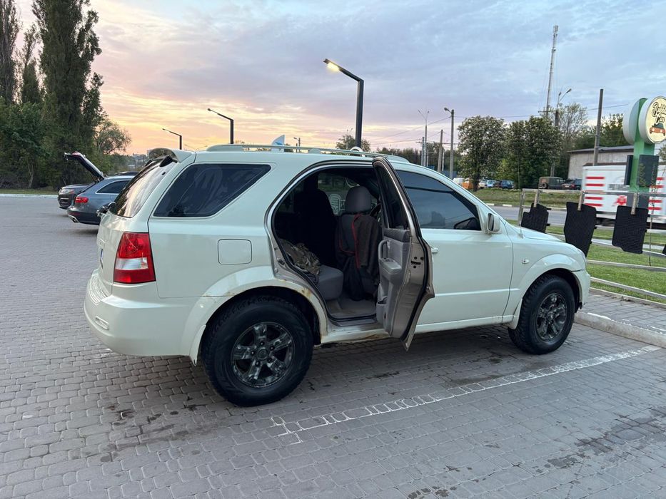 Продам машину Кіа сорента 2.4
