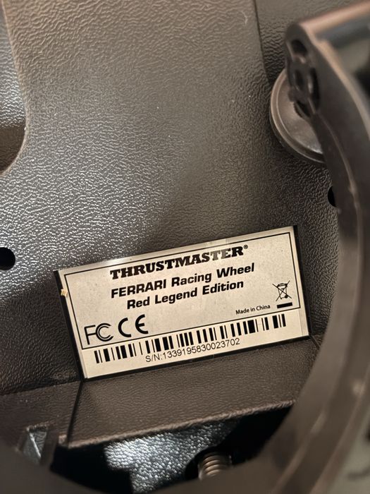 Kierownica do pc thrustmaster ferrari racin wheel
