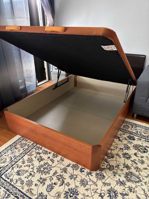 Cama casal 140x190 com base elevatória e arrumação + colchão Molaflex Pocket Sense MF, em ótimo estado