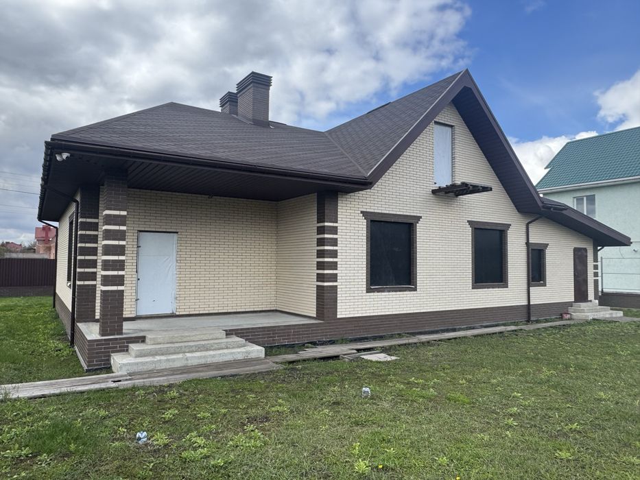 Продам сучасний будинок від власника