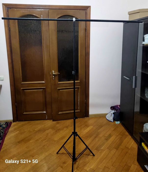 Продам тримач для фону