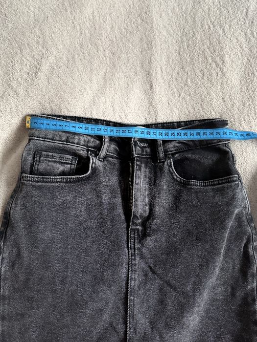 Джинсовая юбка  на миниатюрную девочку