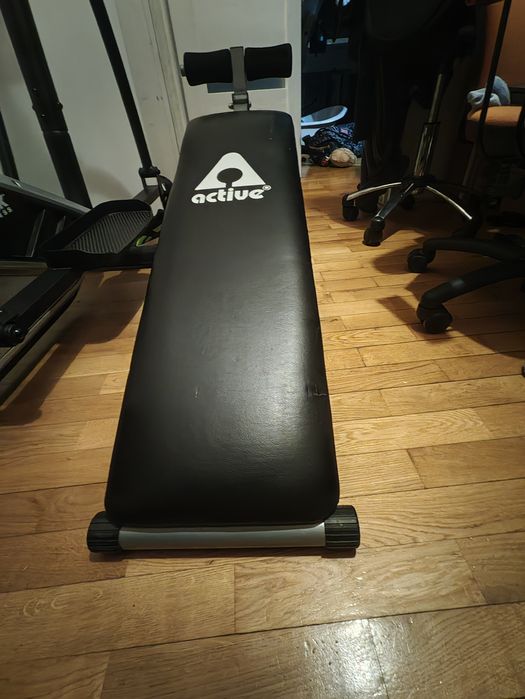 Ławka do brzuszków i ćwiczeń Active BH-SO-506 | Składana
​Opis: