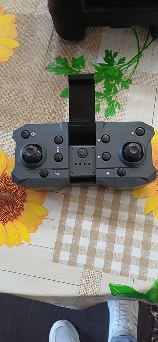 Mini drone nunca usado444952206377625603