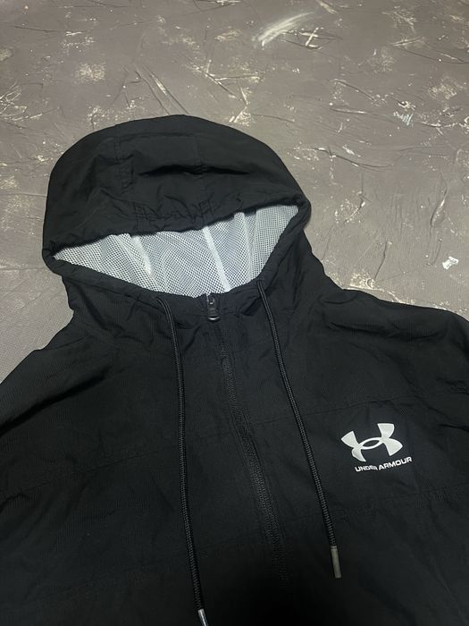 Ветровка Under Armour