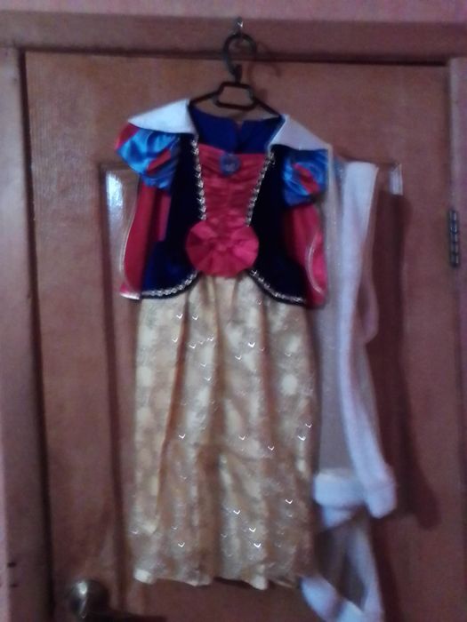 Новогодние костюмы.