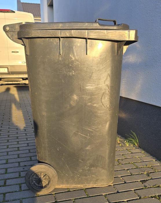 Pojemnik 240 l na odpady zmieszane