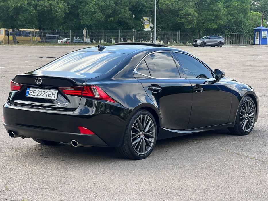 Продам Lexus IS 250 2013 рік бензин лексус