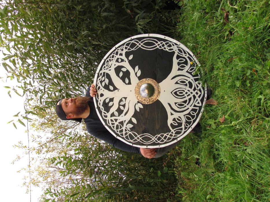 Скандинавський щит \ щит вікінга