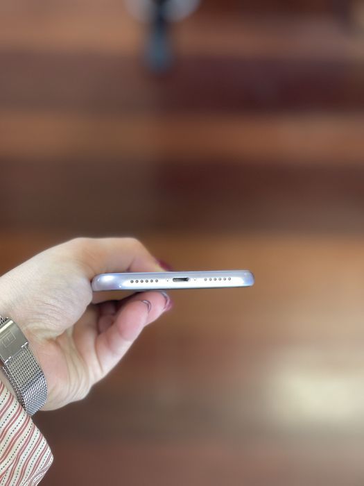 iPhone 11 Roxo- 128 GB