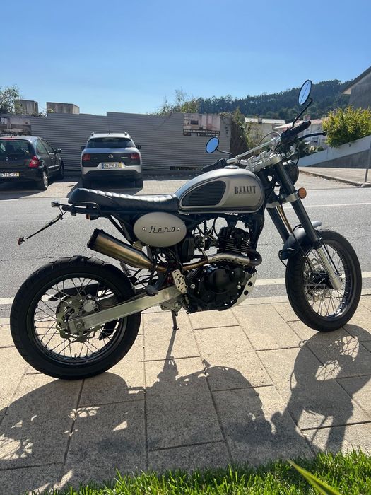 Bullit Hero 125