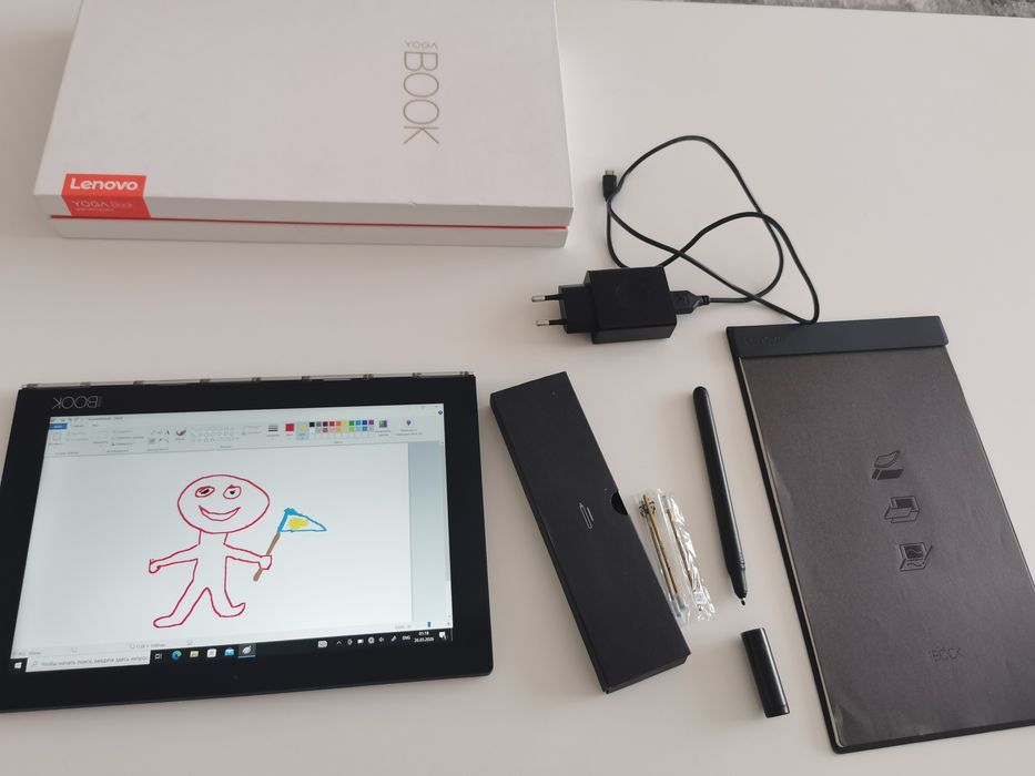 Lenovo Yoga Book (YB1-X91F) 4GB  64GB  Windows 10 Pro  Повний комплект