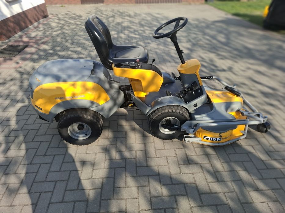 Traktorek kosiarka Stiga Park Silver 4x4. 25hp piekny stan !