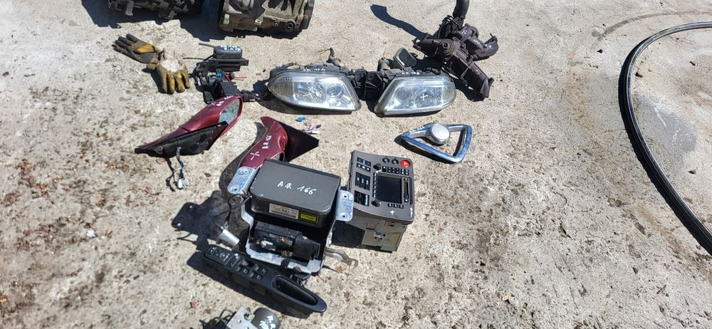 Alfa Romeo 166 Lampa Przód Lewa lub Prawa Radio Zmieniarka Turbo