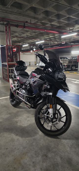 BMW R1250GS Triple Black Akrapovic