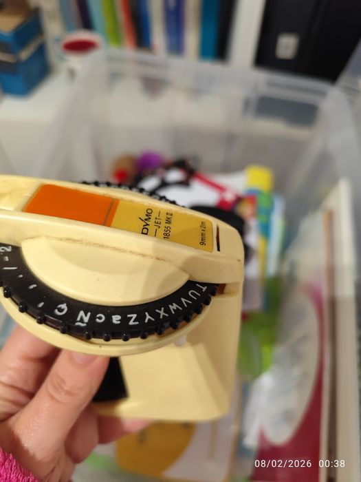 Maquina de nomes, validades, lotes