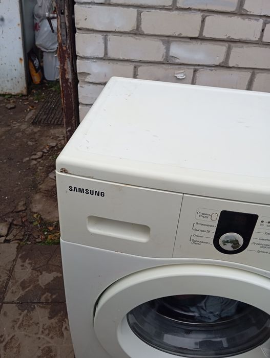 Продам  стиральную машину б/у  Samsung Diamond  на 6кг