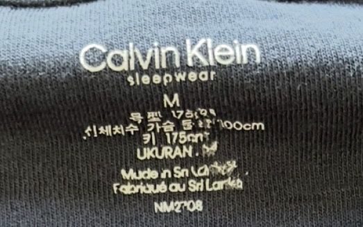 Vendo Blusa Calvin Klein.