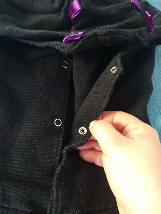 czarna bluza z kapturem róża goth emo alternative