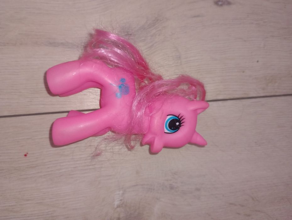 Figurki pieczątki My little pony + 2 koniki