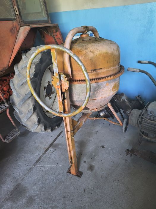 Betoniarka 130l jednofazowa