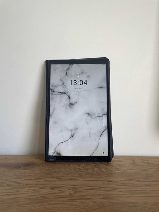 Tablet LENOVO Tab M10 HD com 3 acessórios como novo