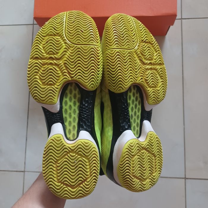 Buty Nike AIR ZOOM Ultra React HC do tenisa 42/26,5 cm