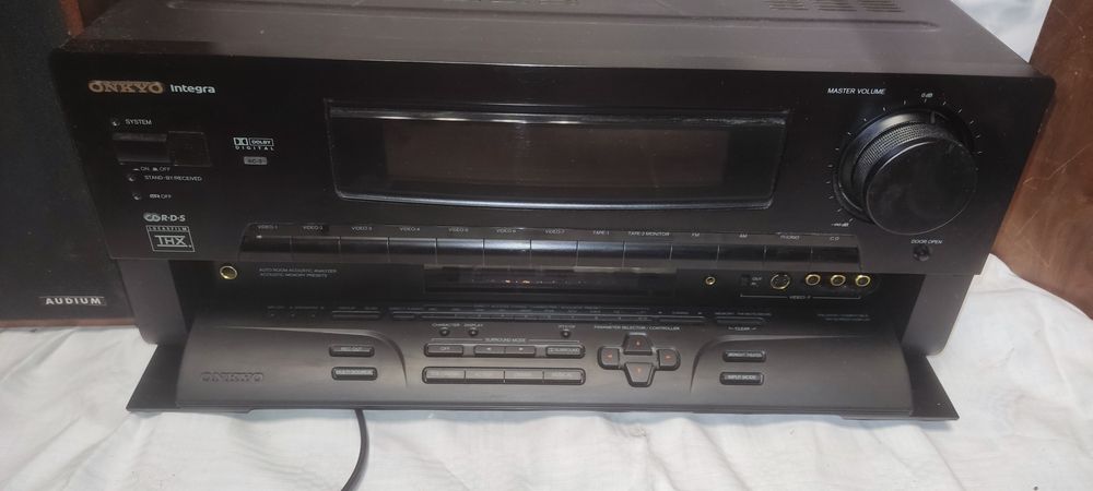 Amplituner Onkyo TX- DS939