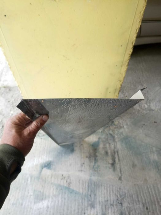 Продам отливы подоконные