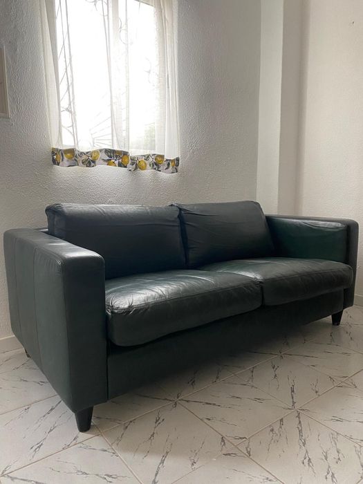 Conjunto de Sofás em Pele verde escuro