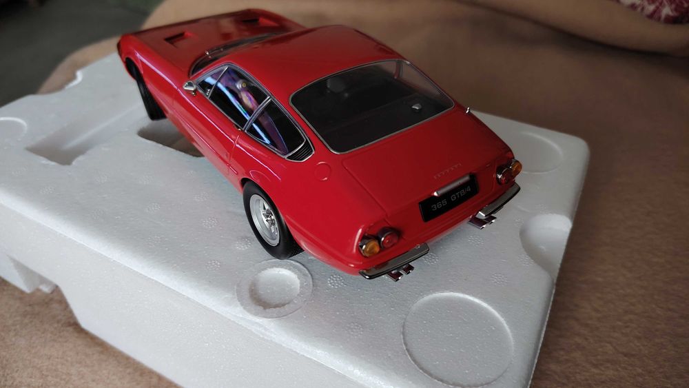 Ferraris VARIOS Classicos + Sem Caixa + 1/18