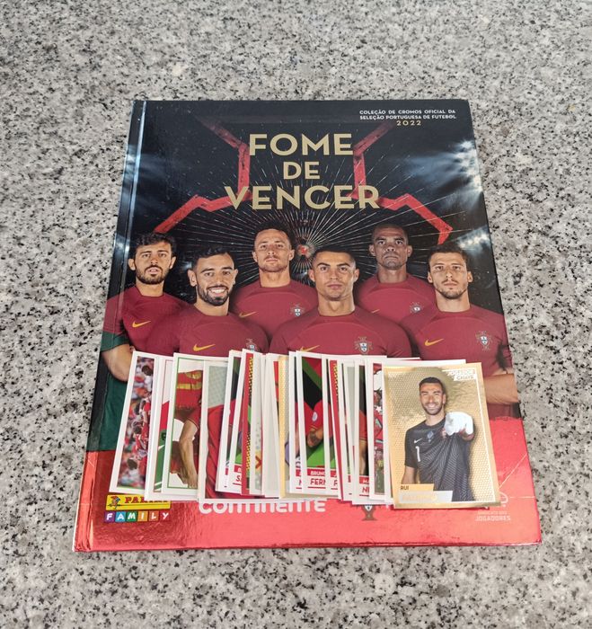 Caderneta completa Seleção Portuguesa Fome de Vencer 2022