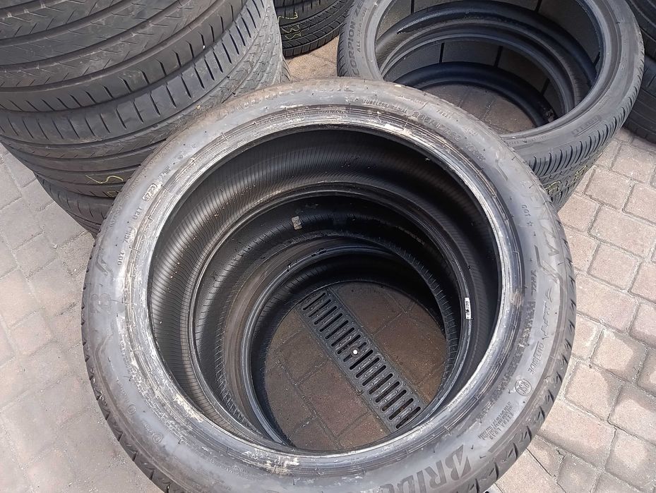 Opony letnie 245/45R20 Bridgestone