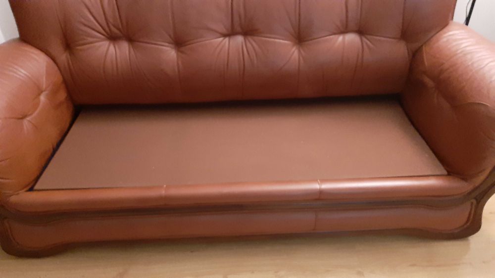 Sofá-cama em pele 3 lugares
