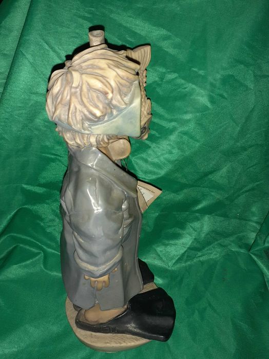 Estatueta em Marfinite Mergulhador