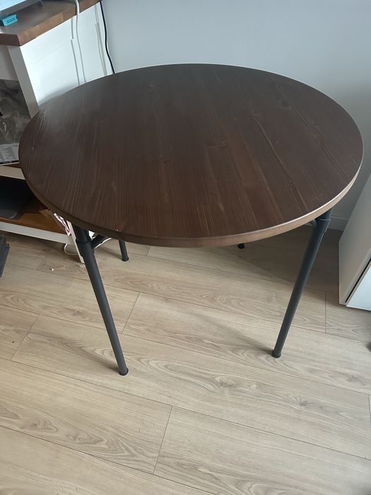 Mesa redonda Ikea GROTAN castanha e preta