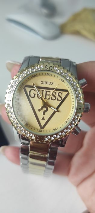 Relógio Guess  aço inoxidável