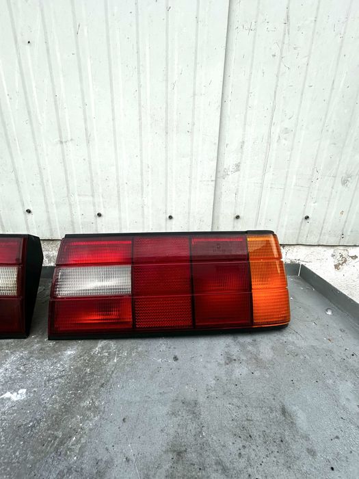 Farolins Traseiros BMW E30 Originais